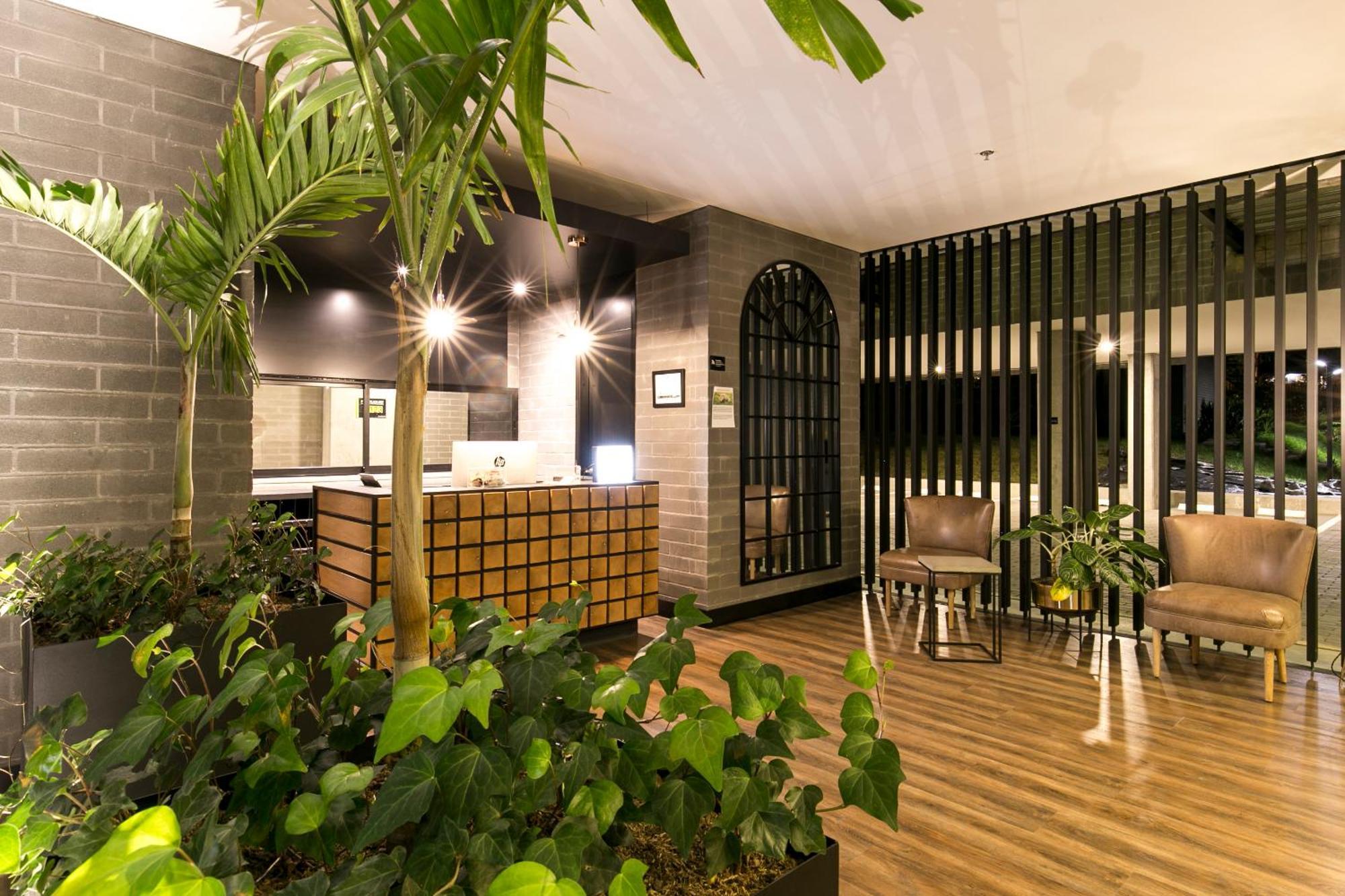 Loma Verde Aparthotel Medellín Eksteriør billede